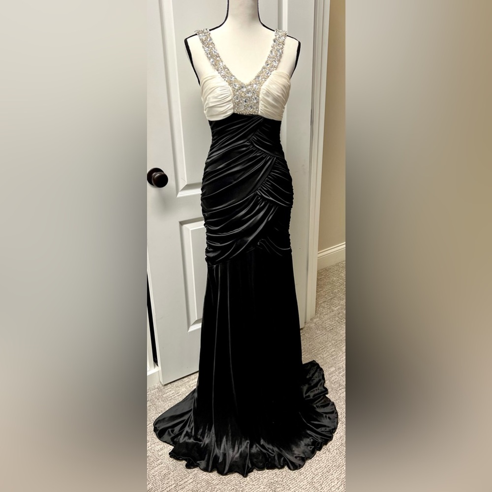 City Triangle prom party dress sz 9